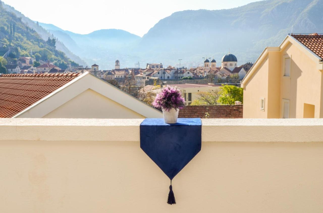 Tea Appartement Kotor Buitenkant foto