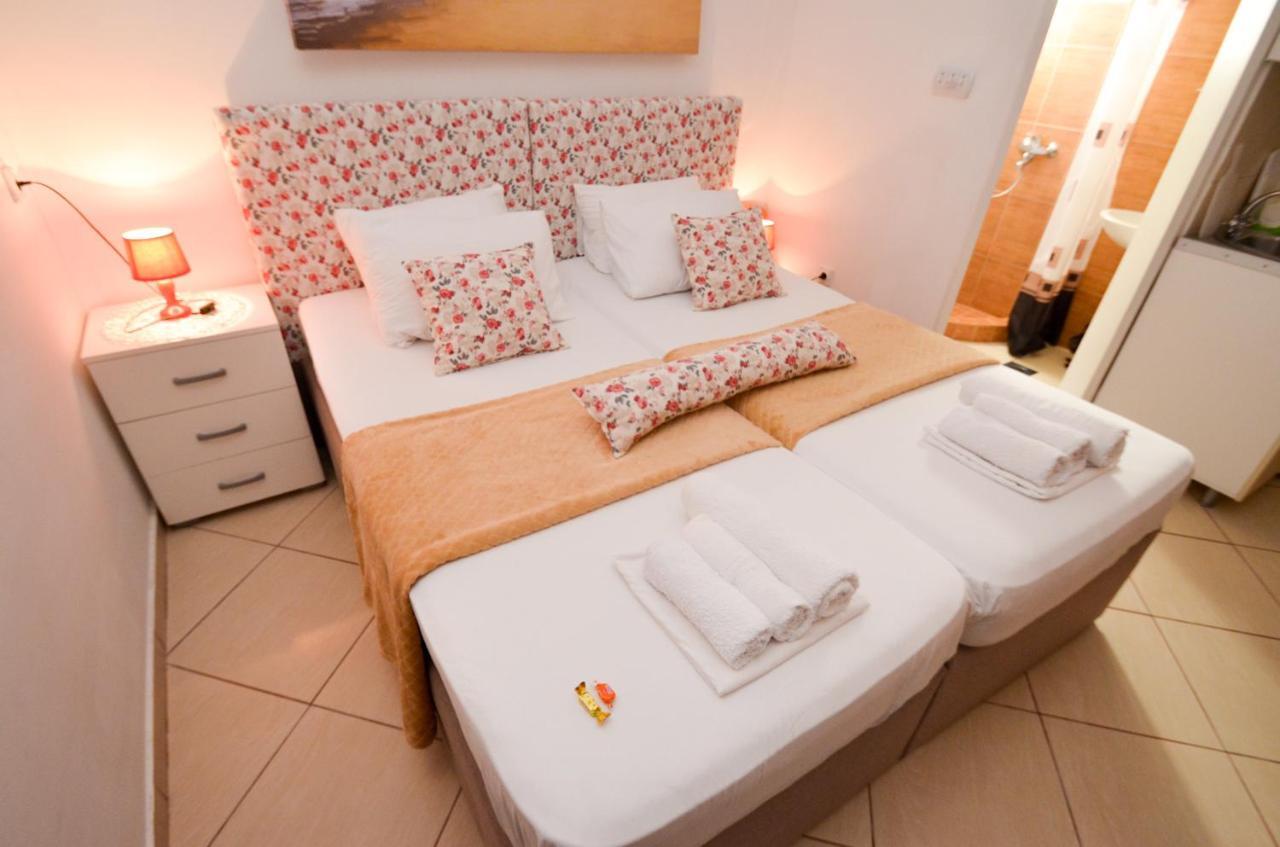 Tea Appartement Kotor Kamer foto