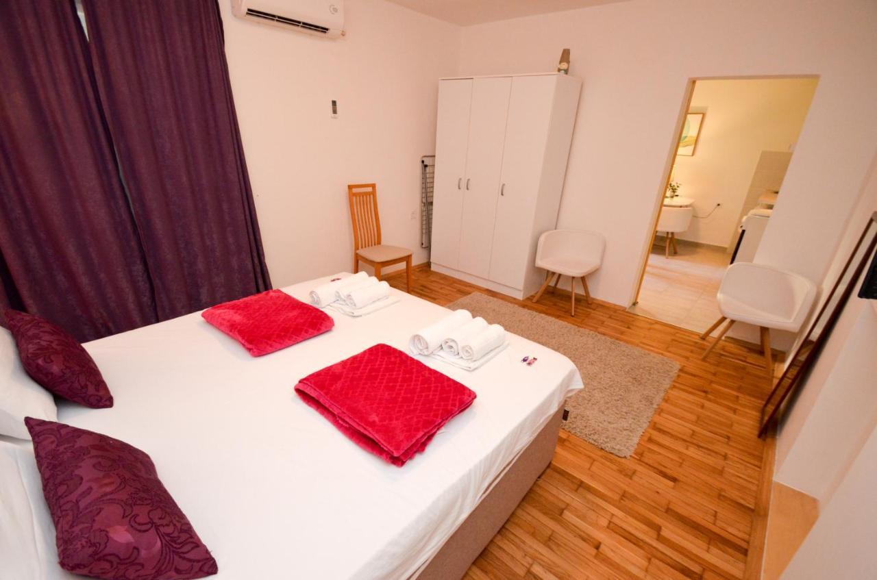 Tea Appartement Kotor Buitenkant foto