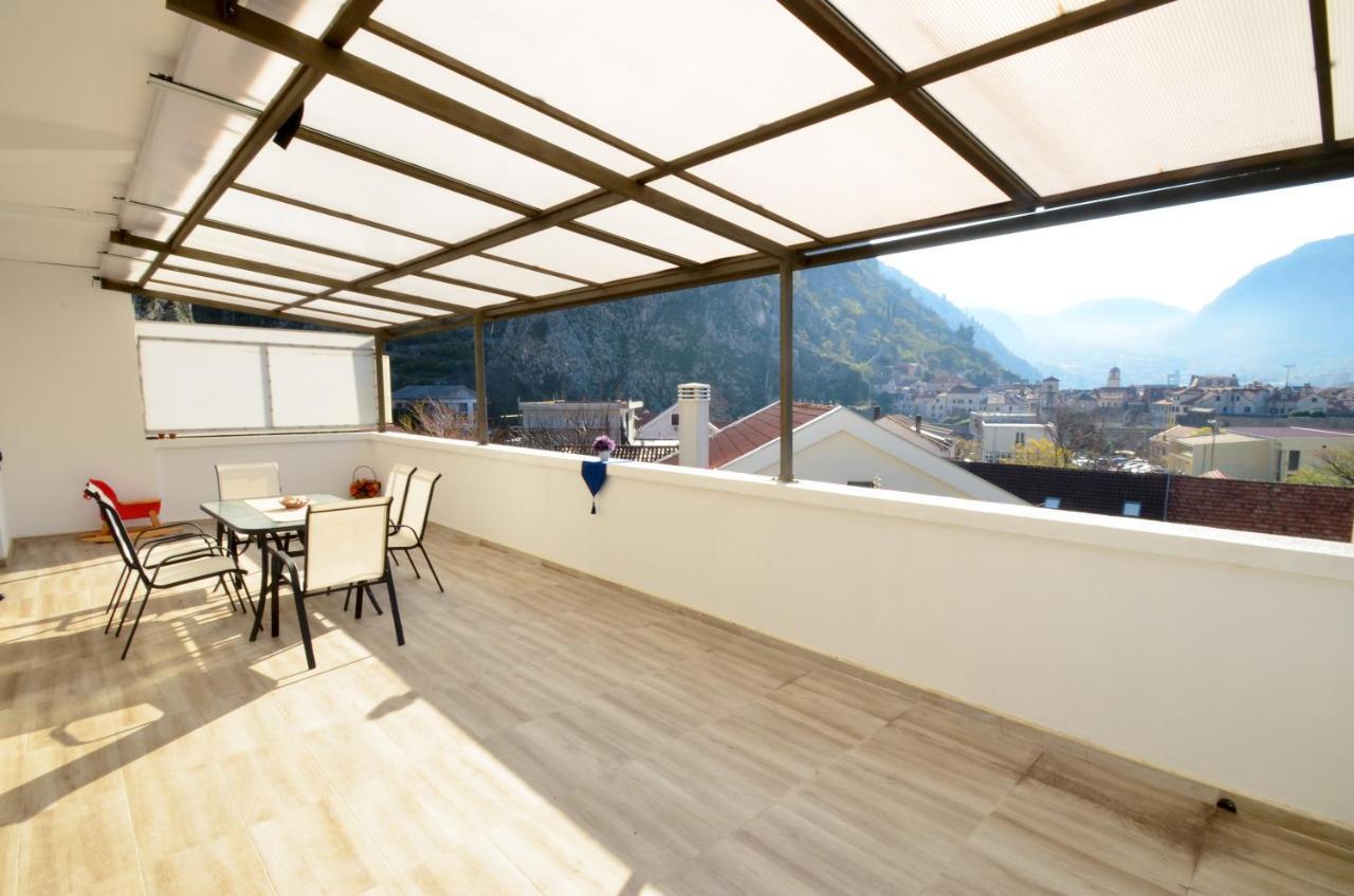 Tea Appartement Kotor Buitenkant foto