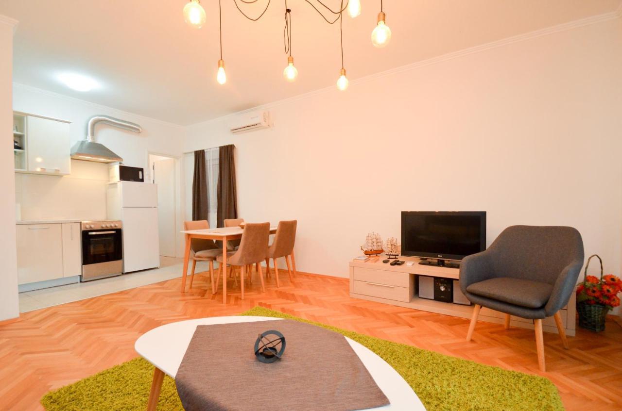 Tea Appartement Kotor Buitenkant foto